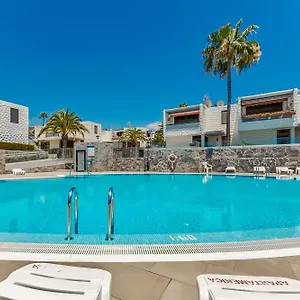  Apartamento Two Bedroom Apartment, Near Playa De Las Americas, Free Wifi, Pool